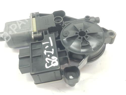 Used Left rear window motor VW GOLF VII (5G1, BQ1, BE1, BE2) 1.2 TSI (110 hp) 13658957