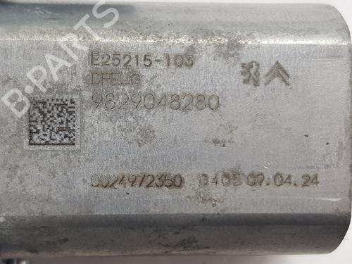 Right front window motor OPEL ASTRA L Sports Tourer (O5) 1.2 (FRHNPJ) | BP23040636E20 