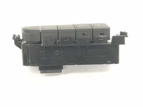 Switch HYUNDAI IONIQ (AE) 1.6 GDI Hybrid | BP15817189I30 