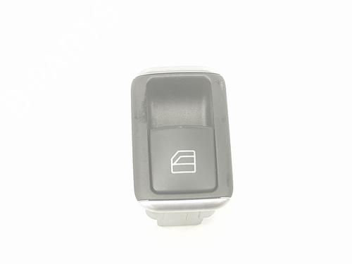 Used Right front window switch MERCEDES-BENZ A-CLASS (W176) A 200 CDI / d (176.008) (136 hp) 15660431