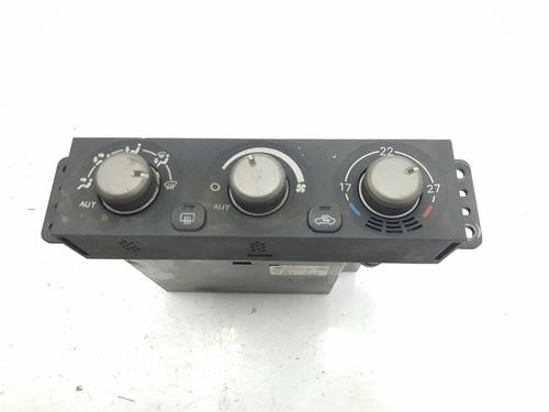 Commande Chauffage MITSUBISHI PAJERO III (V7_W, V6_W) 3.2 Di-D (V68W, V78W) (165 hp) 9495734