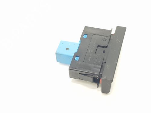 warning-switch-vw-t-roc-a11-d11-2017-32175208 main image