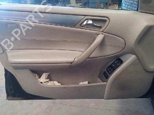 Portierruitmotor rechtsvoor MERCEDES-BENZ C-CLASS (W203) C 220 CDI (203.008) | BP1531992E20 