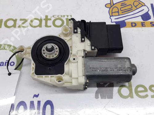 Rudehejsemotor bagstkærm højre SEAT LEON (1M1) 1.9 TDI | BP1953044E22 