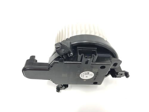 Heater blower motor TOYOTA YARIS (_P21_, _PA1_, _PH1_) 1.5 Hybrid (MXPH10, MXPH11) | BP15990253M62 