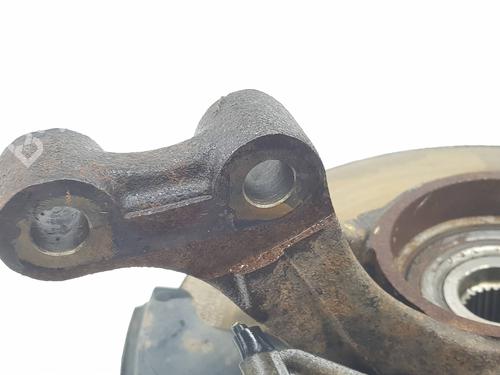Left front steering knuckle TOYOTA RAV 4 II (_A2_) 2.0 4WD (ACA21, ACA20) | BP31593472M25