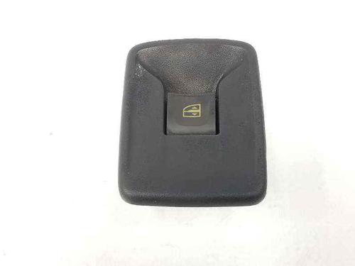 Used Right front window switch Right front window switch DACIA SANDERO II TCe 90 (B8M1, B8MA, B8AC) (90 hp) 7985944 7985944
