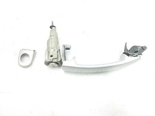 Used Front left exterior door handle Front left exterior door handle SKODA YETI (5L) 2.0 TDI (110 hp) 10387306 10387306