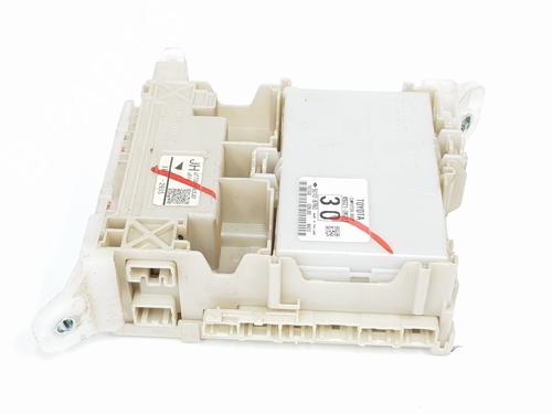 Used Fuse box TOYOTA HILUX VIII Pickup (_N1_) 2.4 D 4WD (GUN125_, GUN125R) (150 hp) 29729430