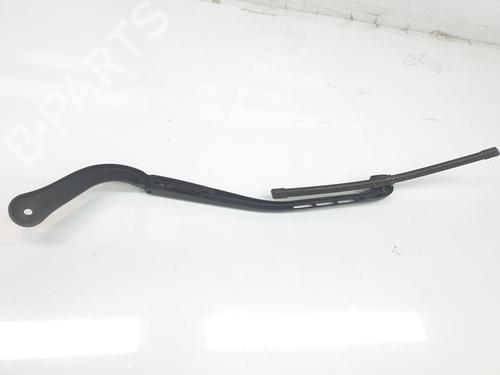 Used Front windshield wiper arm BMW 3 (E90) 320 d (163 hp) 19021747