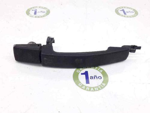 Used Front left exterior door handle Front left exterior door handle LAND ROVER DISCOVERY III (L319) 2.7 TD 4x4 (190 hp) 4975861 4975861