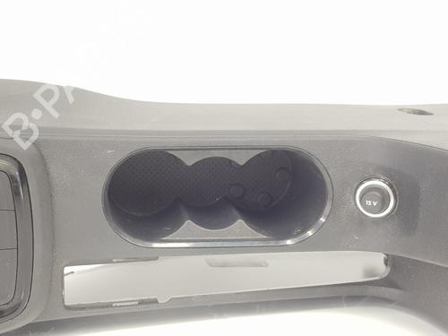 Armlæn SKODA KAMIQ (NW4) | BP31840577I20