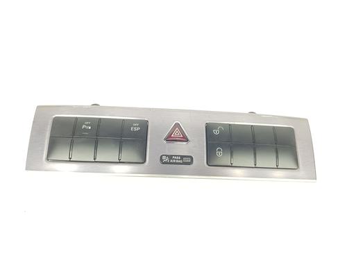 Used Warning switch MERCEDES-BENZ CLC-CLASS (CL203) CLC 220 CDI (203.708) (150 hp) 11338425
