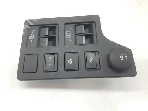 Used Switch LAND ROVER DISCOVERY V (L462) 3.0 Td6 4x4 (258 hp) 10096038