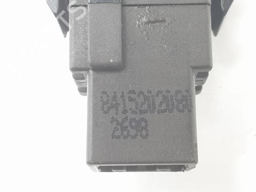 Headlight switch TOYOTA YARIS (_P13_) 1.5 Hybrid (NHP130_, NHP130) | BP19111568I24 