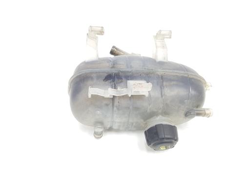 expansion-tank-nissan-primastar-bus-x82-2021-38935998 main image