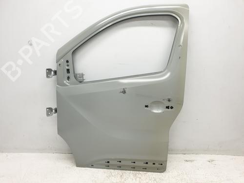 Used Left front door RENAULT TRAFIC III Bus (JG_) [2014-2025]  21003601