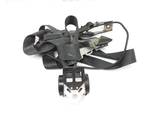 Rear center seatbelt TOYOTA HILUX VIII Pickup (_N1_) 2.4 D 4WD (GUN125_, GUN125R) 733100K020C0  | 733100K020C0  |