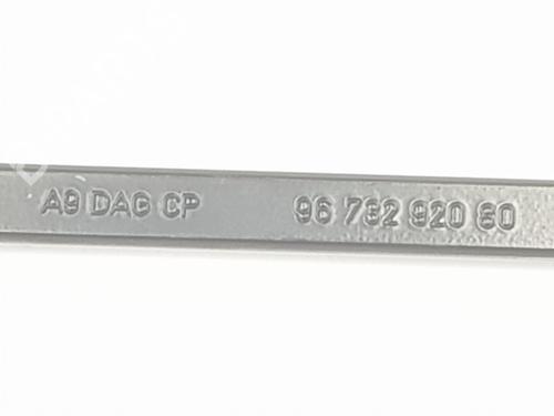 Front windshield wiper arm PEUGEOT 208 I (CA_, CC_) 1.6 HDi / BlueHDi 75 | BP17043308C143 