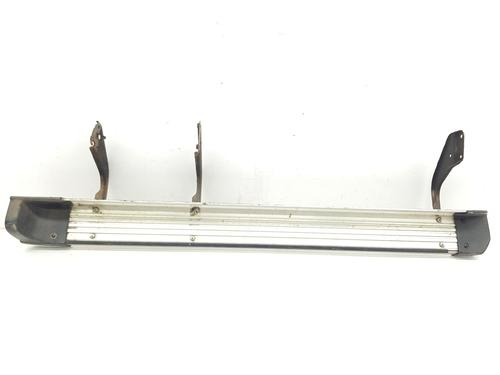 Estribo TOYOTA LAND CRUISER 90 (_J9_) 3.0 TD (KZJ90_, KZJ95_, KZJ90R, KZJ95R, KZJ90W, KZJ95W) (125 hp) 32263704