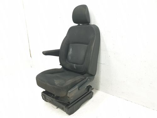 Left front seat RENAULT TRAFIC III Van (FG_)  | BP29376546C15 