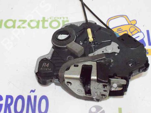 Used Front left lock TOYOTA RAV 4 III (_A3_) 2.2 D 4WD (ALA30_, ALA30R) (136 hp) 779326