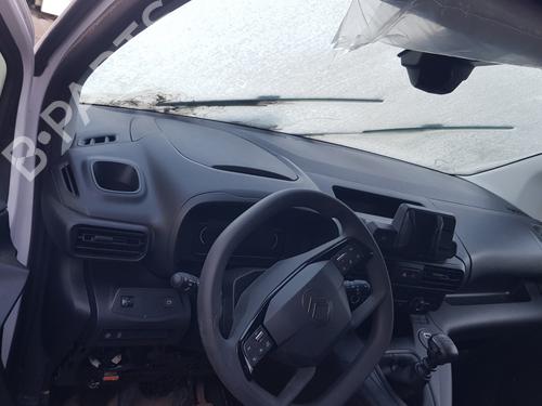 Left front steering knuckle CITROËN BERLINGO (ER_, EC_) 1.5 BlueHDi 100 | BP32323670M25