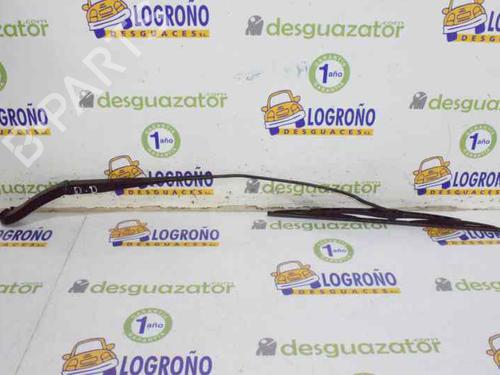 Used Front windshield wiper arm PEUGEOT EXPERT Tepee (VF3X_) 2.0 HDi 130 (128 hp) 3659563