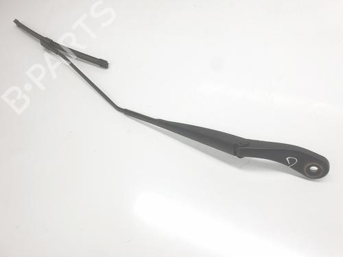 Used Front windshield wiper arm Front windshield wiper arm DACIA SANDERO III 1.0 TCe 90 (91 hp) 34706644 34706644