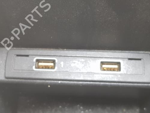 Armrest / Center console MERCEDES-BENZ CLA Coupe (C117) CLA 200 CDI / d (117.308) | BP11129105I20 