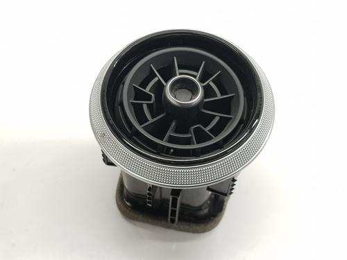 Air vent AUDI A3 Sportback (8VA, 8VF) 30 TDI | BP23246563I21 
