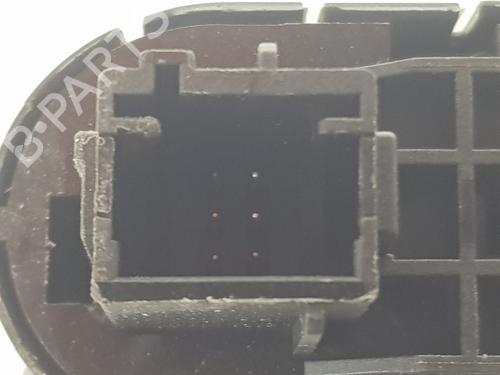 Left front window switch PEUGEOT 3008 II SUV (MC_, MR_, MJ_, M4_) 1.6 BlueHDi 120 | BP29716879I27 
