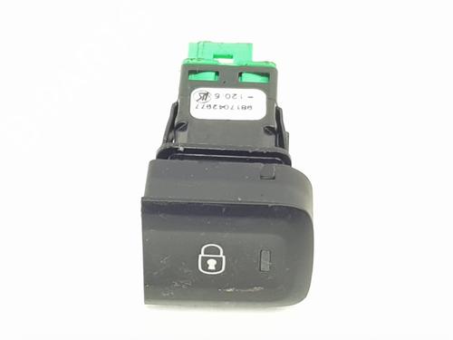 switch-peugeot-rifter-2018-34355027 main image