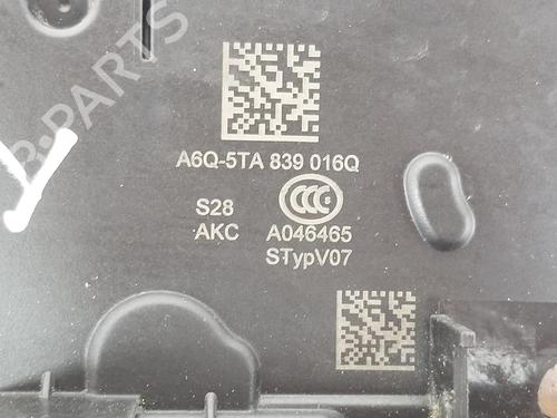 Rear right lock VW GOLF VIII (CD1, DA1) 2.0 TDI | BP12576345C99 