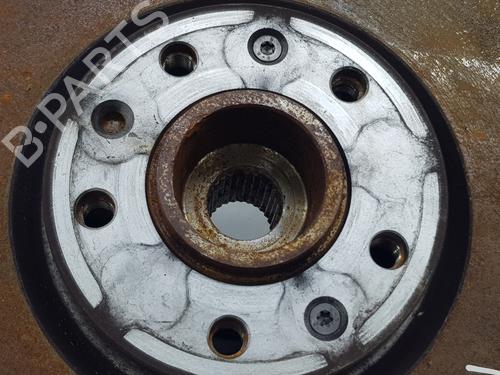 Left front steering knuckle PEUGEOT 308 SW III (FC_, FJ_, FR_, F4_, FN_) PureTech 130 (FRHNSL, FRHNST) | BP27896143M25 
