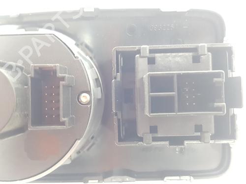 Headlight switch SKODA SUPERB II Estate (3T5) 2.0 TDI 16V | BP29813992I24