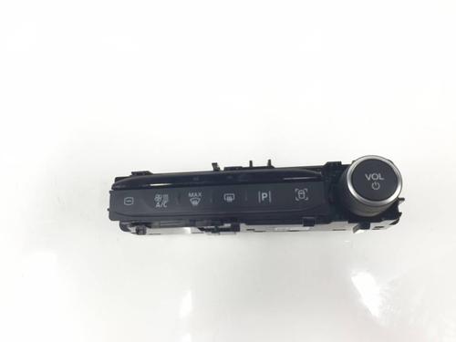 Used Climate control Climate control 38563016 38563016