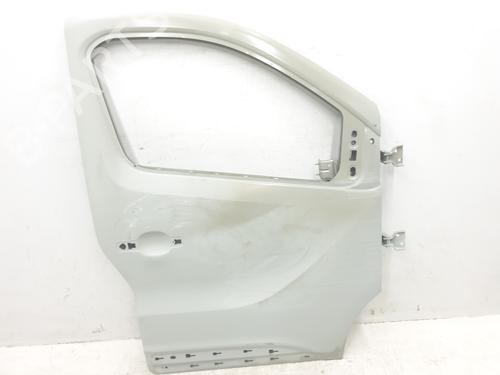 Used Right front door RENAULT TRAFIC III Van (FG_) 1.6 dCi 140 (FGMA, FGMC) (140 hp) 29716907