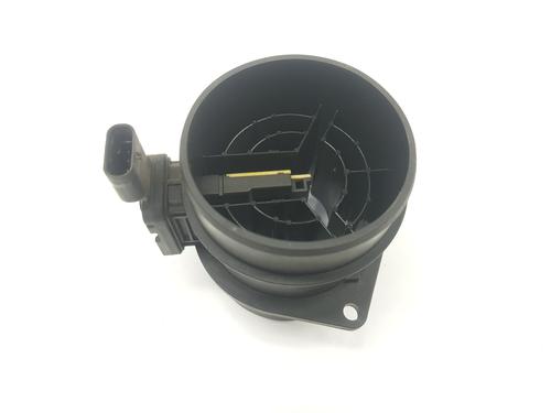 Used Mass air flow sensor MERCEDES-BENZ VITO Mixto (Double Cabin) (W447) 111 CDI (447.701, 447.703, 447.705) (114 hp) 15057394