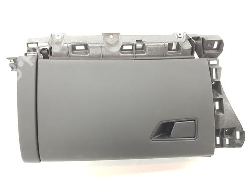 Used Glove box MASERATI LEVANTE SUV (M161) 3.0 Q4 (350 hp) 16491857