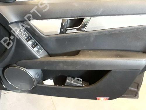 Right rear window motor MERCEDES-BENZ C-CLASS (W204) C 320 CDI (204.022) | BP1932068E22 