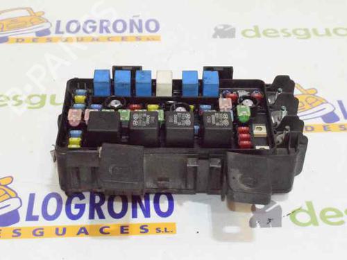 Used Fuse box HYUNDAI SONATA V (NF) 2.0 CRDi (140 hp) 784416