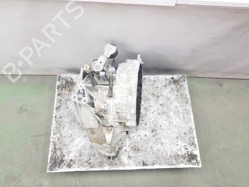 Used Gearbox MERCEDES-BENZ A-CLASS (W176) A 200 (176.043) (156 hp) 6959353