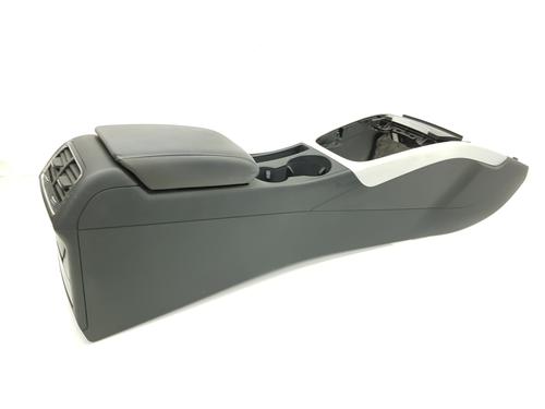 Armrest / Center console AUDI A5 Sportback (8TA) 2.0 TDI | BP17478483I20 