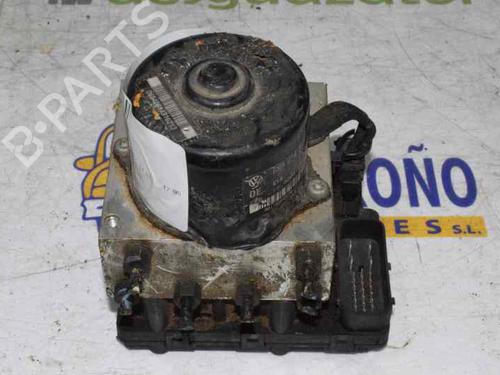 Used ABS pump VW POLO (9N_, 9A_) 1.4 TDI (75 hp) 2972881