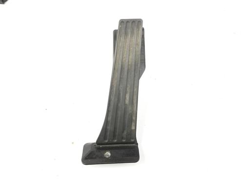 Used Pedal BMW 1 (E87) 118 d (143 hp) 8322484