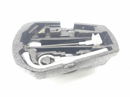 Reservewiel kit VW POLO V (6R1, 6C1) 1.2 TSI (90 hp) 17715830