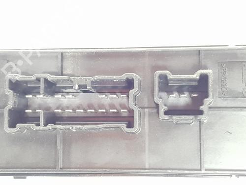 Left front window switch NISSAN JUKE (F15)  | BP31132896I27 