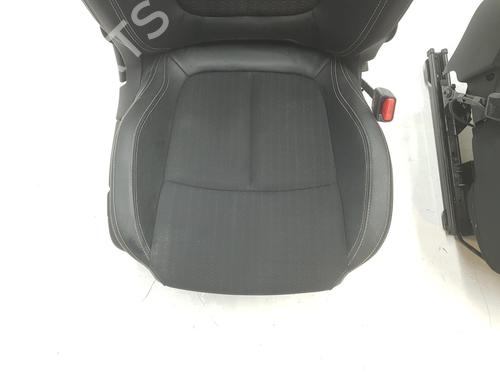 Seats set RENAULT KADJAR (HA_, HL_) 1.5 BLUE dCi 115 (HLA6) | BP14932802C78