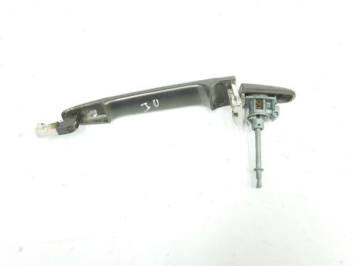 Used Front left exterior door handle MITSUBISHI OUTLANDER II (CW_W) 2.2 DI-D (177 hp) 6334069